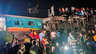 More than 230 killed, 900 injured in three-train crash in India
